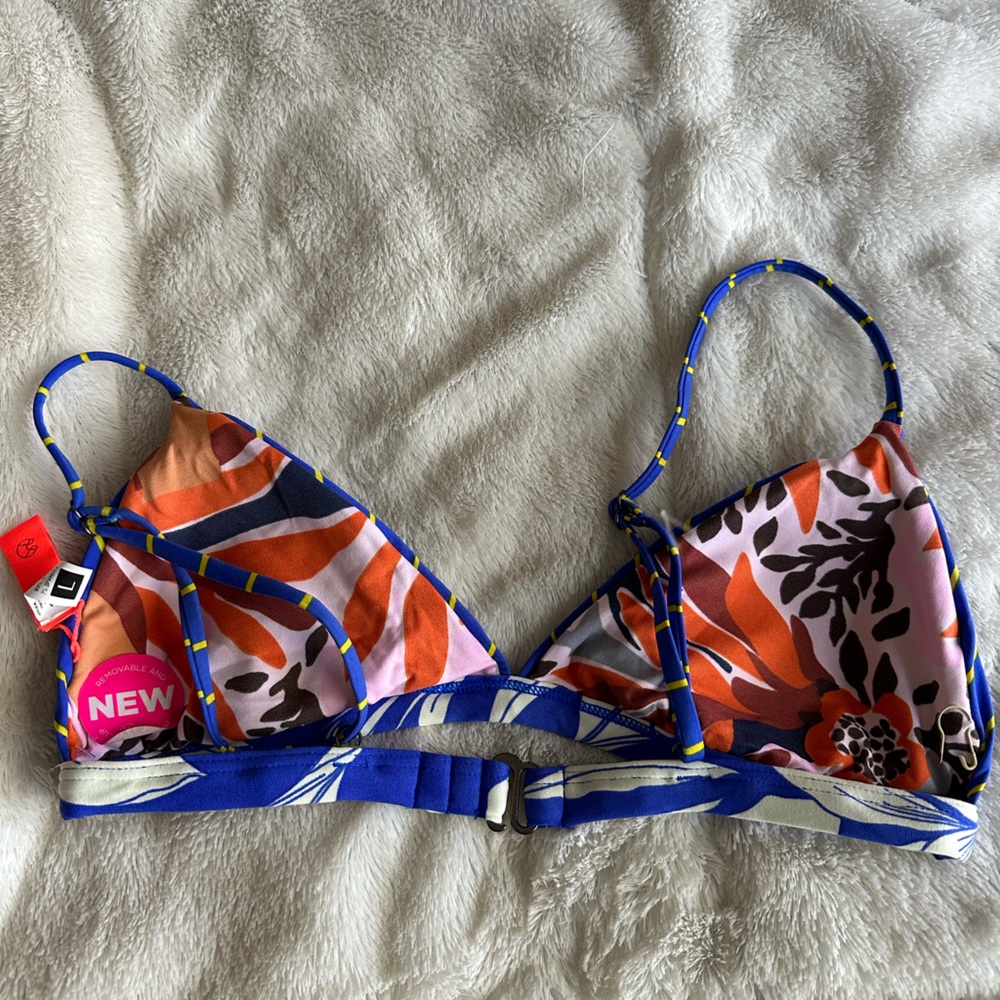 Maaji Reversible Triangle Bralette Top, Size L - image 2